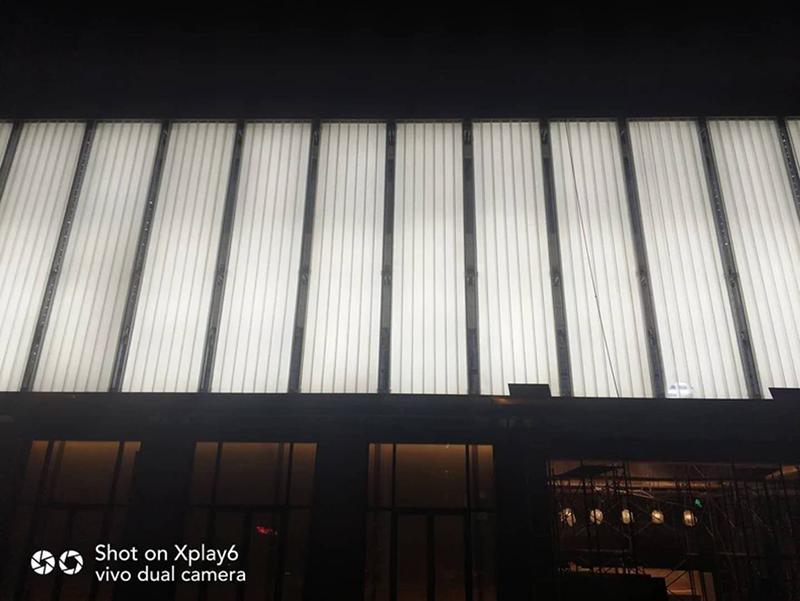 1542984370524543.jpg ih03.jpg